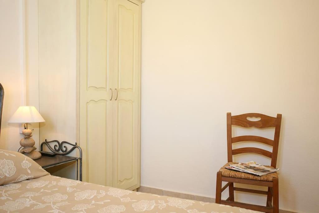 On The Beach Apartments Khora Sfakion Exterior photo